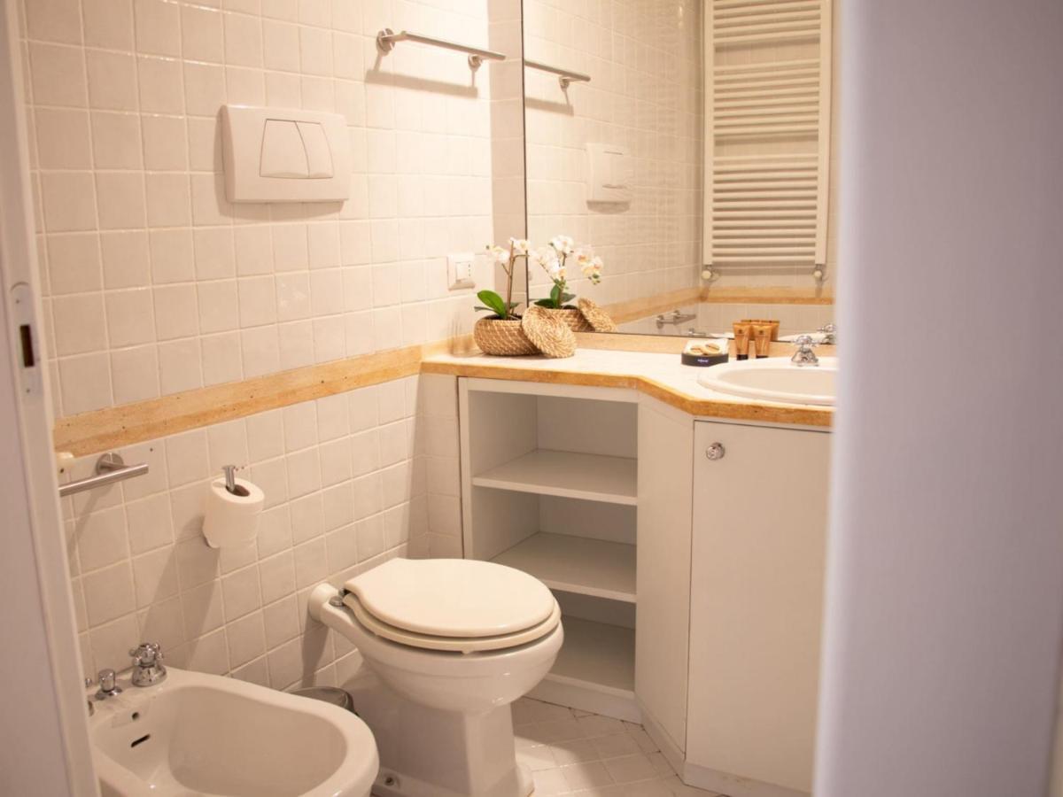 The Best Rent - Apartment Near Fontana Di Trevi Рим Экстерьер фото